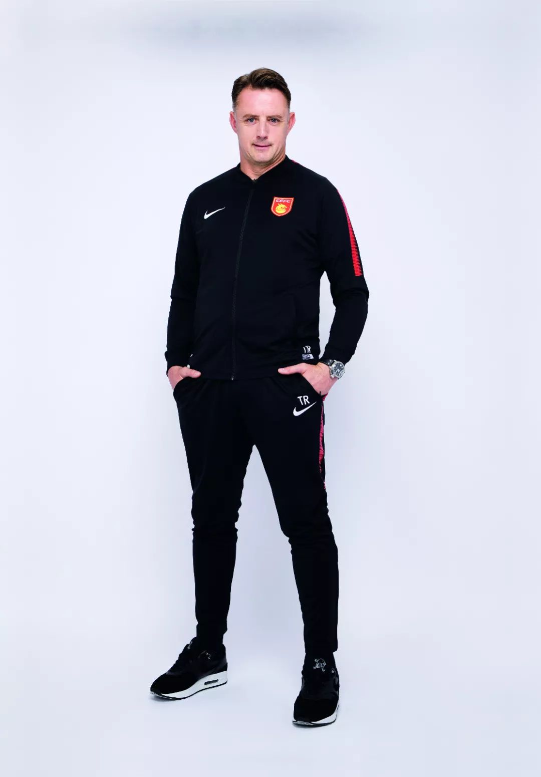 电竞半决赛，燕赵玄武队与渝州闪电队强势反弹，体能对抗拉满！教练团队居功至伟的简单介绍-kaiyun.com