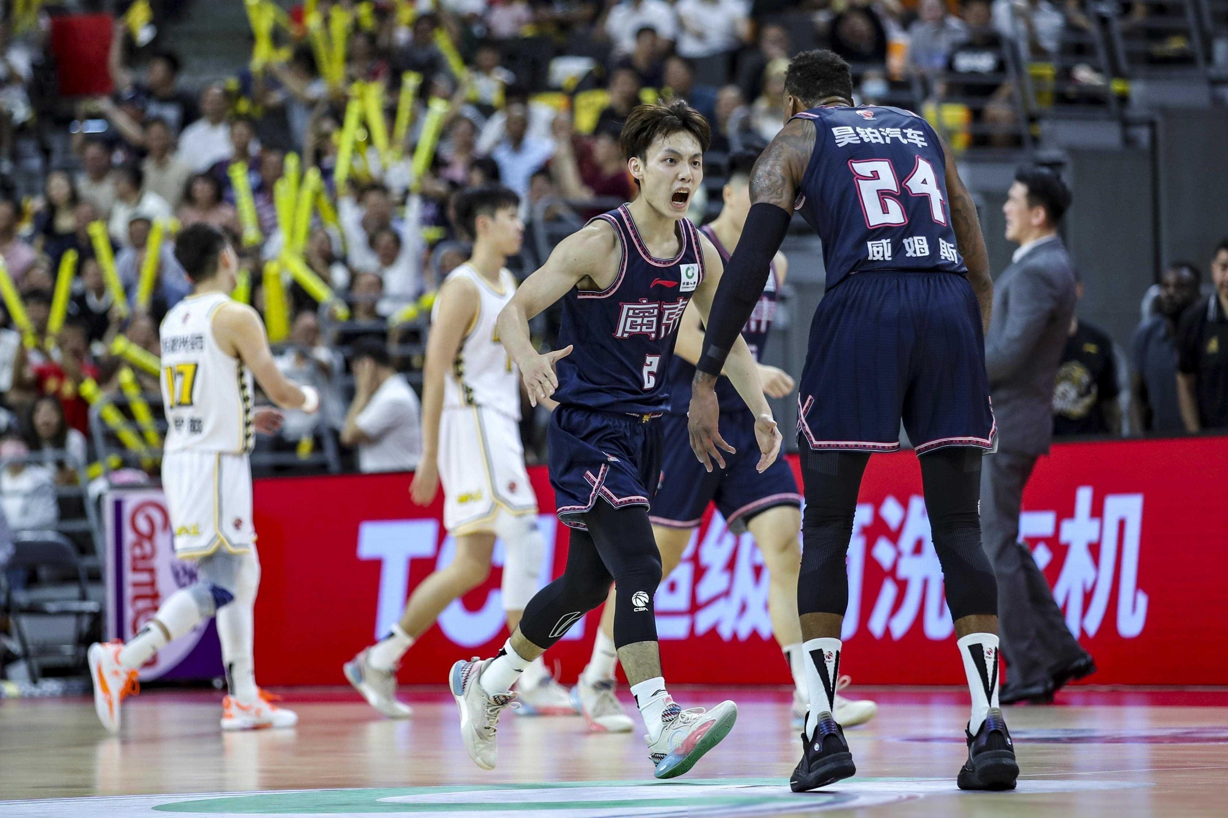 CBA常规赛赛程吃紧；克里夫兰骑士关键时刻强势反弹；震撼外界；年轻球员得到机会的简单介绍-开云体育下载