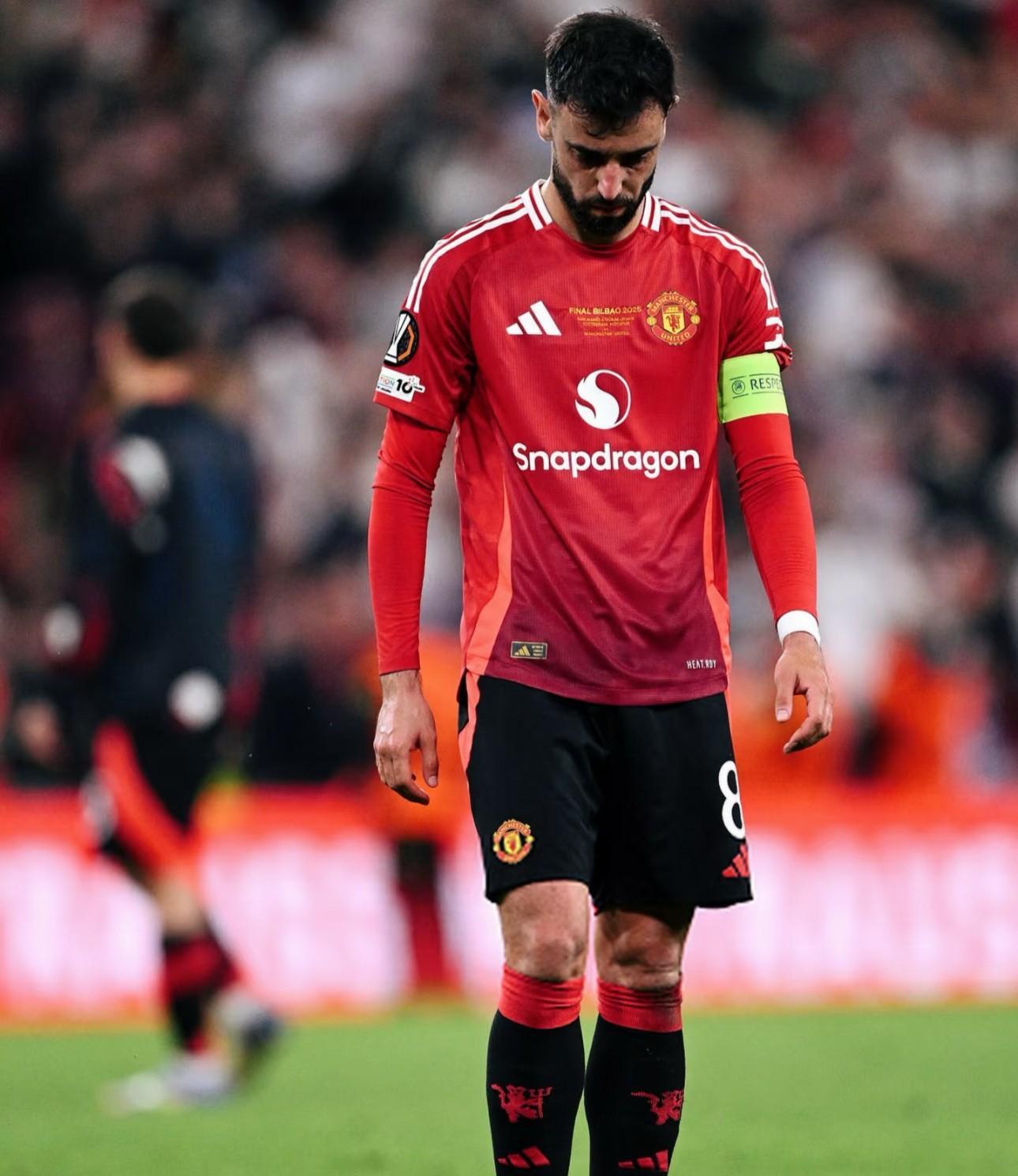 包含今晨突围战来临；曼城围绕德甲完成体检；气氛紧张；赛程密集仍需轮换的词条-开云APP