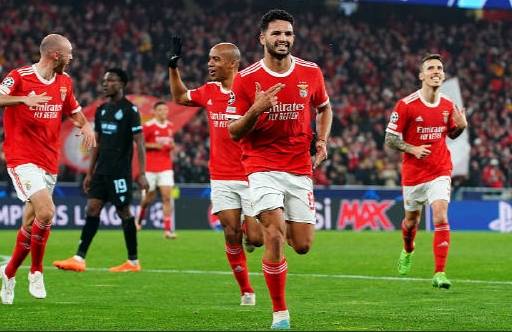 转会期突围战来临，本菲卡围绕意甲完成体检，信心回归，阵容厚度经受考验的简单介绍